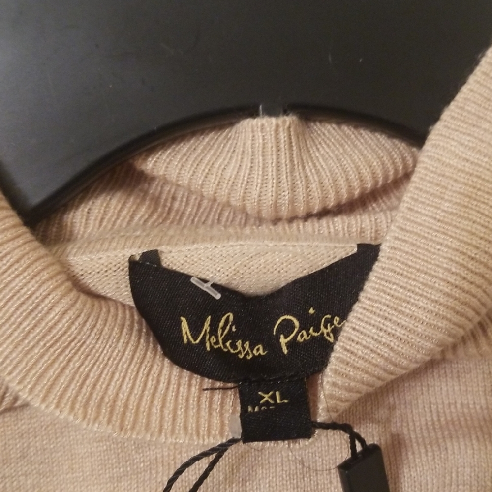 Sweater - Picture 3 of 4